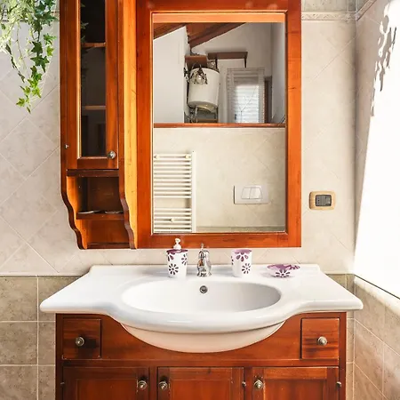 Σπίτι διακοπών Alberta - Rustic With Jacuzzi